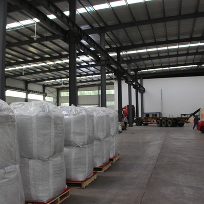 漢鑫尊硅粉與伊犁哈薩克金屬硅粉在耐火材料中的應(yīng)用與特性